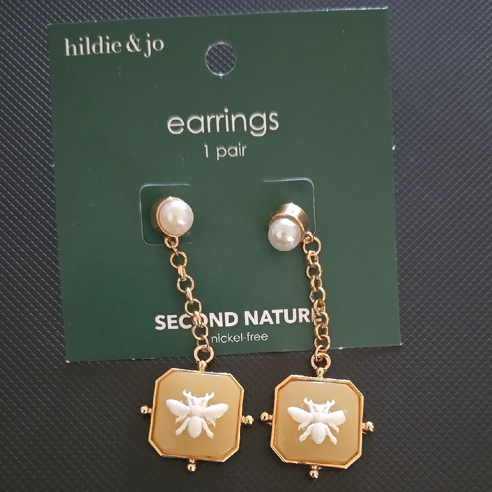 Gold and White‎ Floral Pearl Drop Earrings